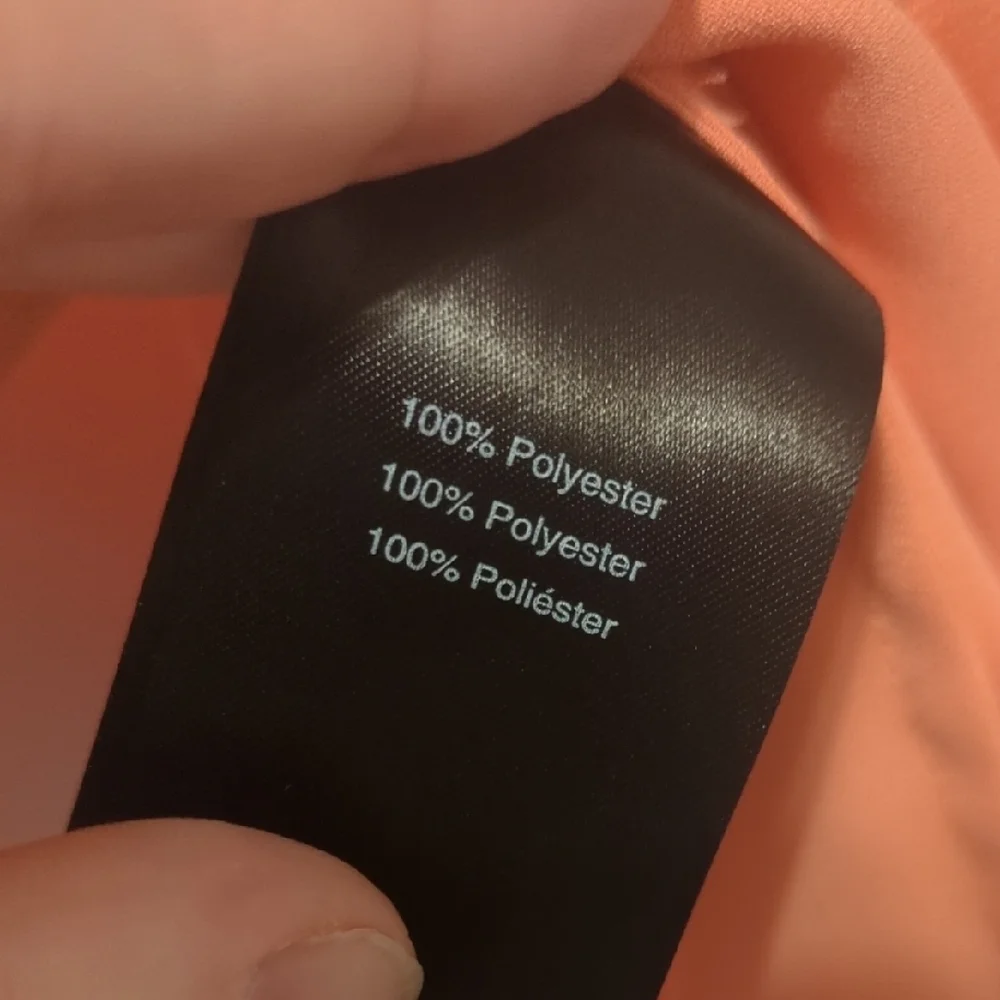 Donna Karan peach satin sleeveless tie neck detail hidden button down blouse - Picture 9 of 14